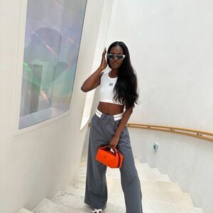 Commense Wide-Leg Gray Pants with White Belt